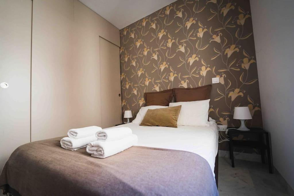 Atico Con Terraza Privada Cerca De La Catedral Apartment Seville Luaran gambar