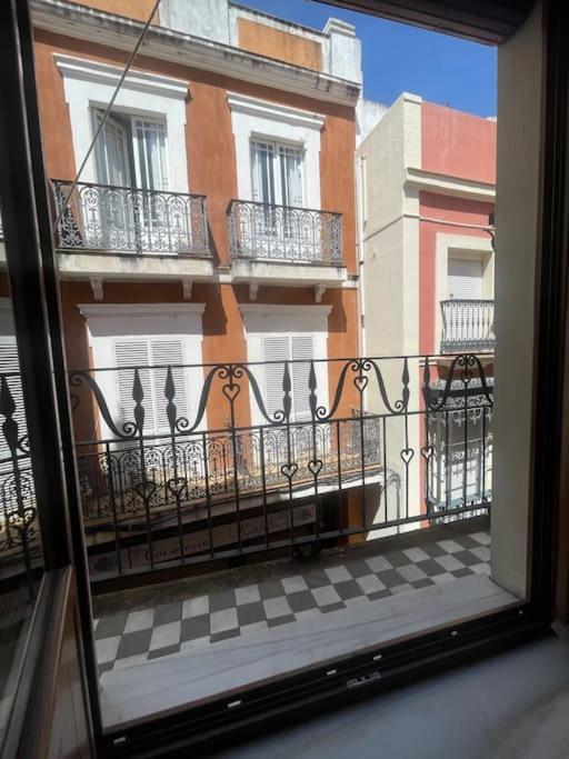 Atico Con Terraza Privada Cerca De La Catedral Apartment Seville Luaran gambar