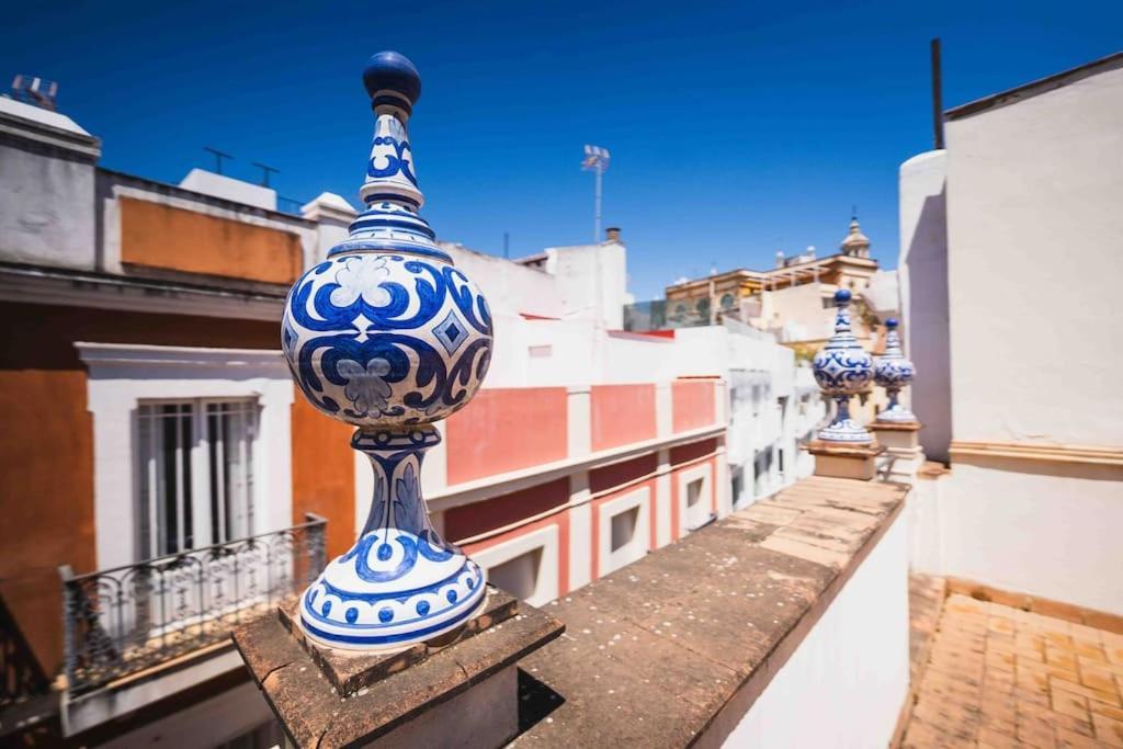 Atico Con Terraza Privada Cerca De La Catedral Apartment Seville Luaran gambar