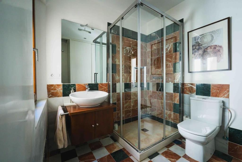 Atico Con Terraza Privada Cerca De La Catedral Apartment Seville Luaran gambar
