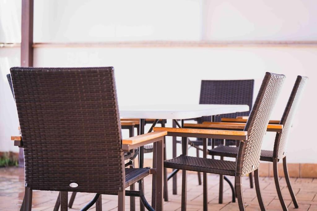 Atico Con Terraza Privada Cerca De La Catedral Apartment Seville Luaran gambar